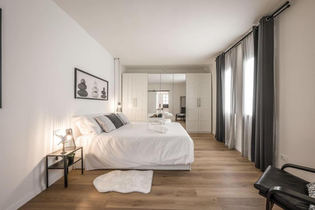 Apartment Ab - Via Arienti 15
